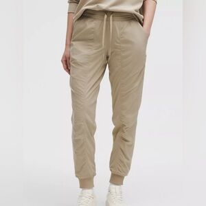 Lululemon sz 8 Dance Studio Mid-Rise Jogger Full Length Sheer Oak tan new cond